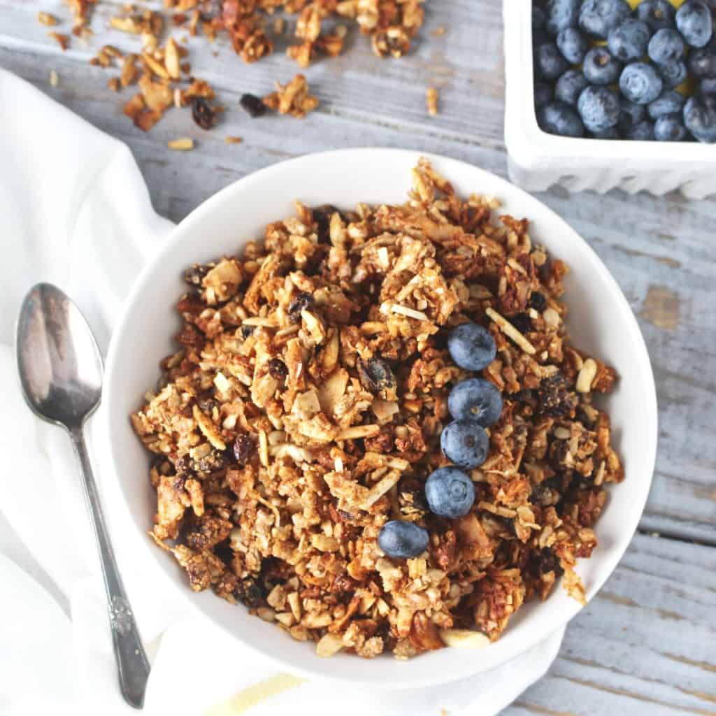 Paleo Cinnamon Granola