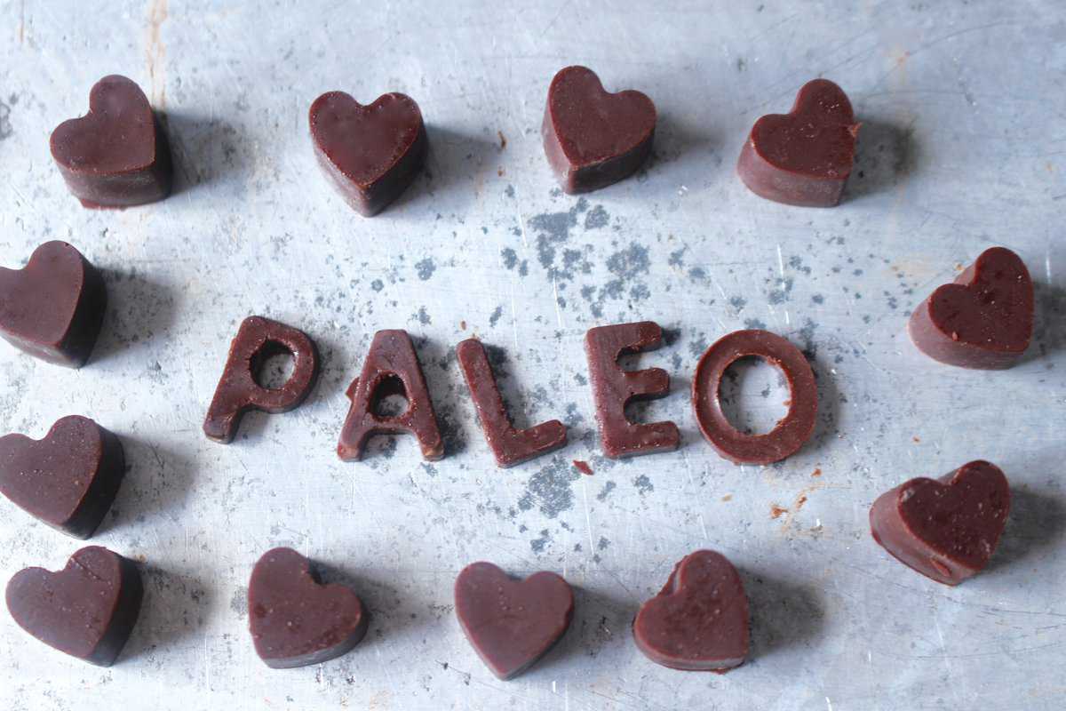 Easy Homemade Paleo Chocolate