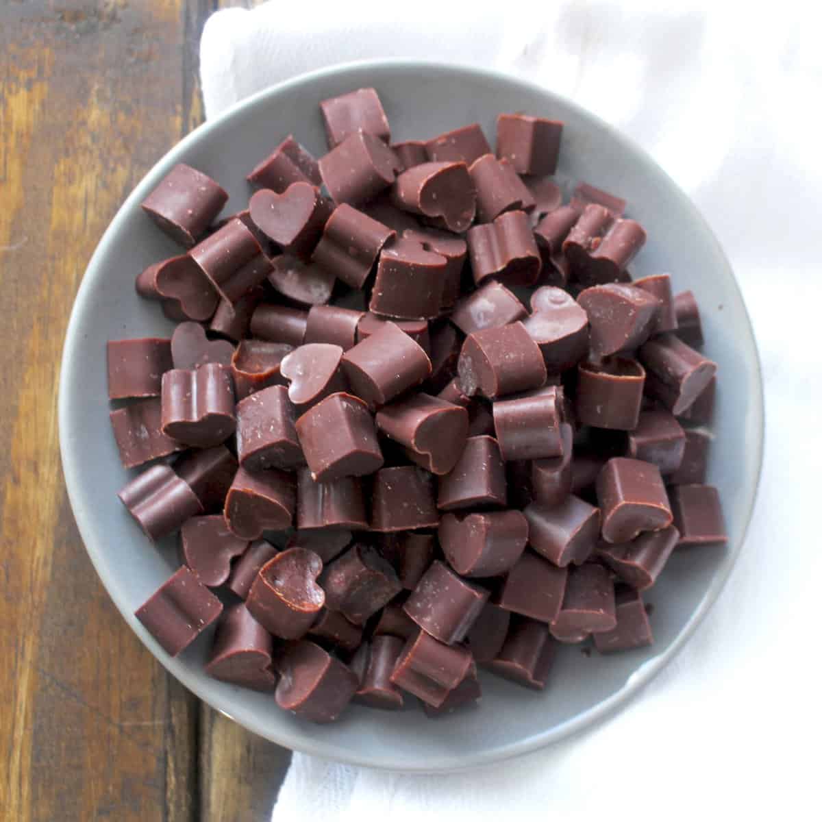 Easy Homemade Paleo Chocolate 