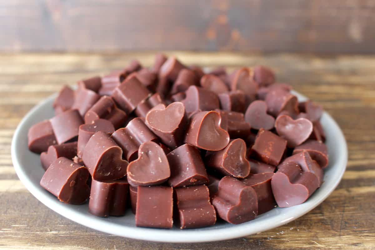 Easy Homemade Paleo Chocolate