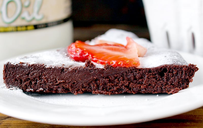 Paleo Flourless Chocolate Cake 