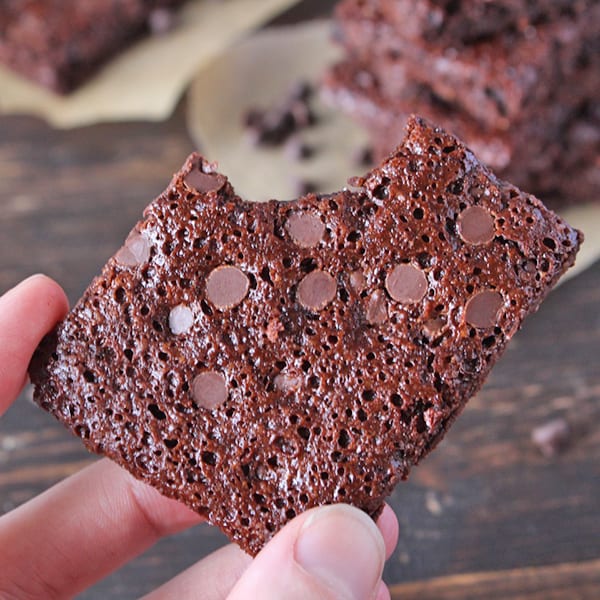 Easy Paleo Brownie Brittle Bark