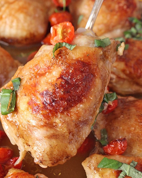 Paleo Tomato Balsamic Chicken 