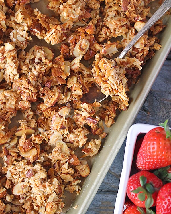 Paleo Honey Almond Granola 