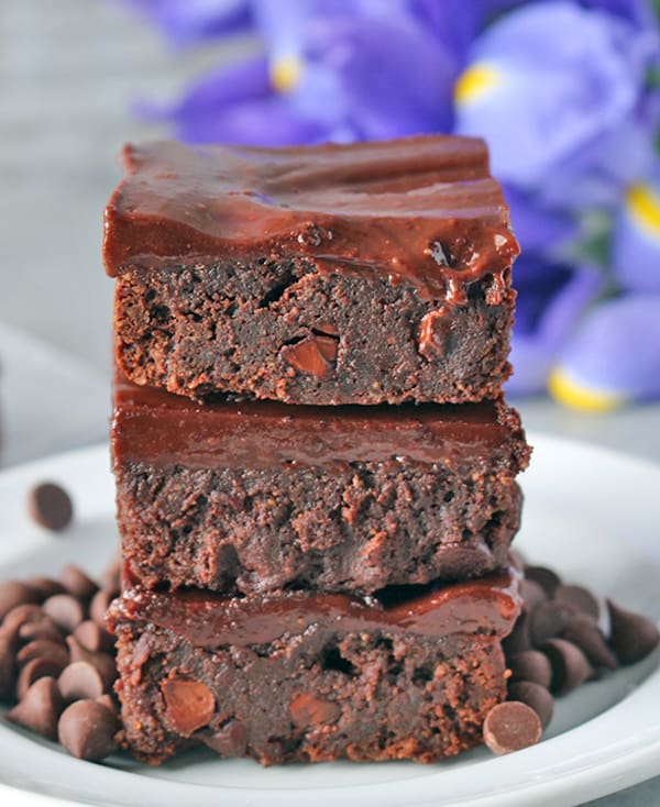 Paleo Triple Chocolate Brownies 