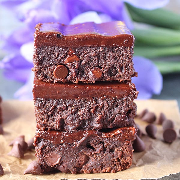 Paleo Triple Chocolate Brownies 