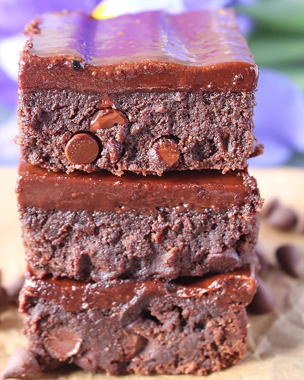 Paleo Triple Chocolate Brownies 