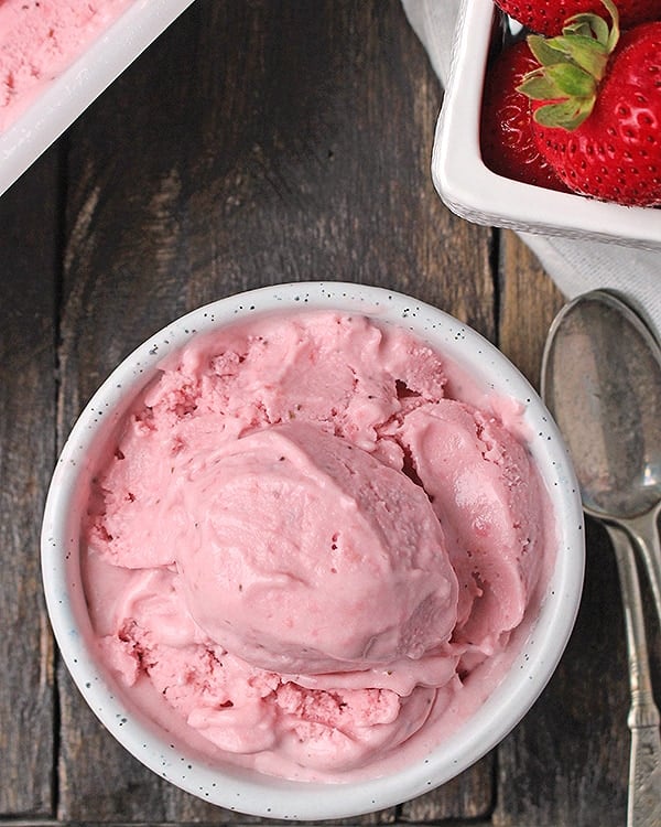 Paleo Strawberry Ice Cream 