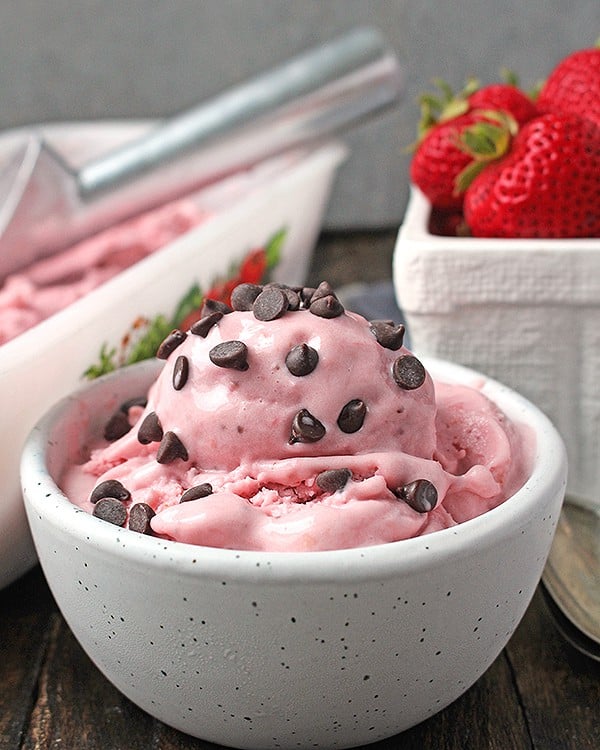 Paleo Strawberry Ice Cream 