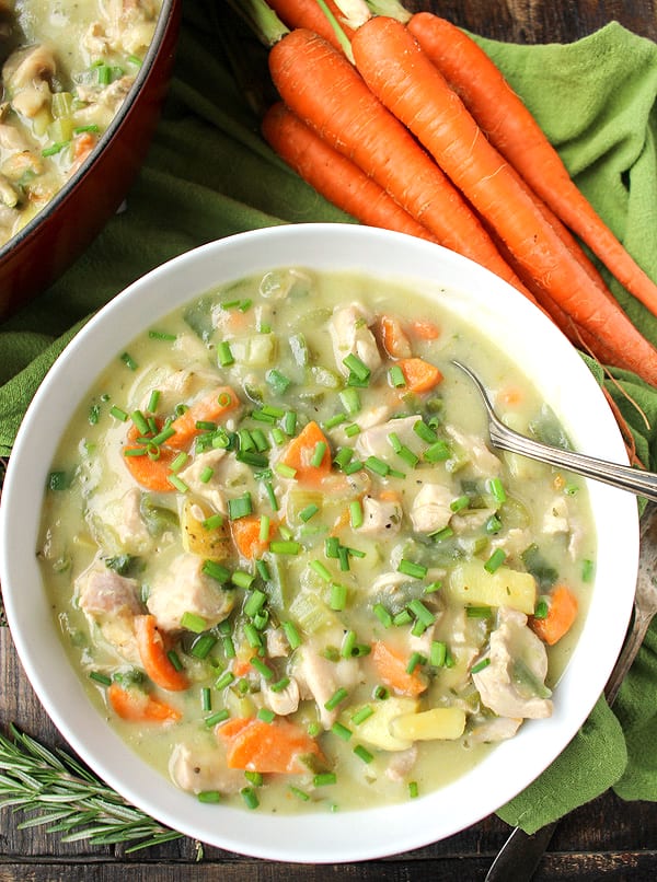 Paleo Whole30 Chicken Pot Pie Soup 