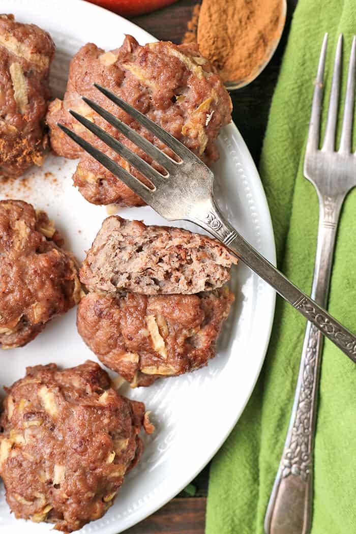 This Paleo Whole30 Apple Cinnamon Breakfast Sausage is a great egg-free breakfast. Easy to make, flavorful, and so juicy. They are gluten free, dairy free, nut free, and so delicious!