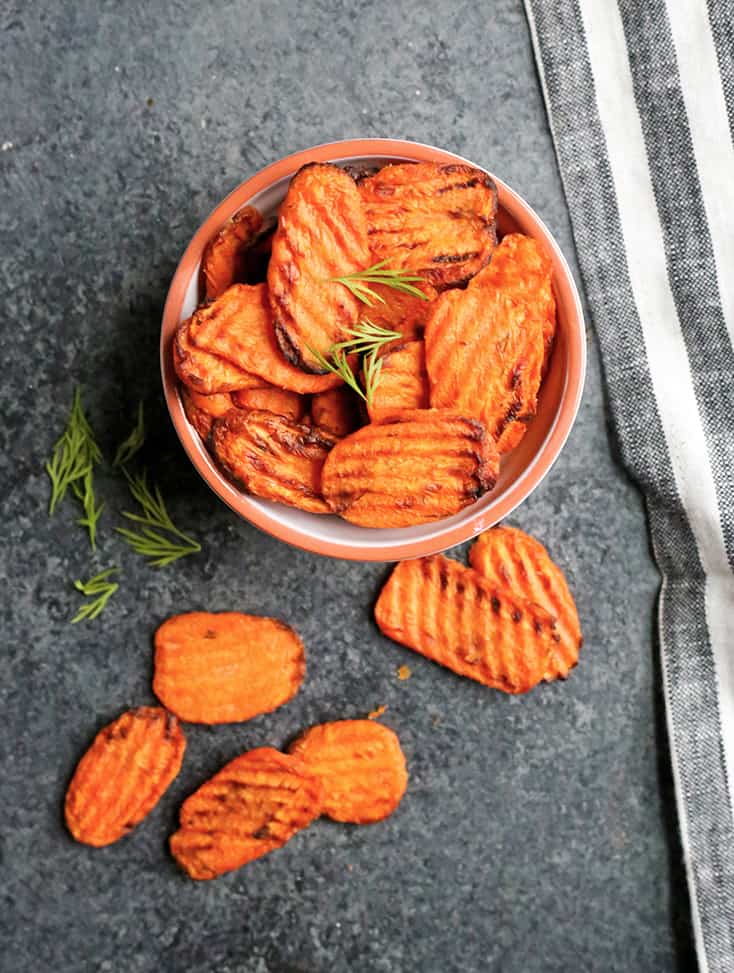 These Paleo Whole30 Air Fryer Carrots are easy, quick, and perfectly cooked. A great side dish that everyone will love. Gluten free, dairy free, and low FODMAP.