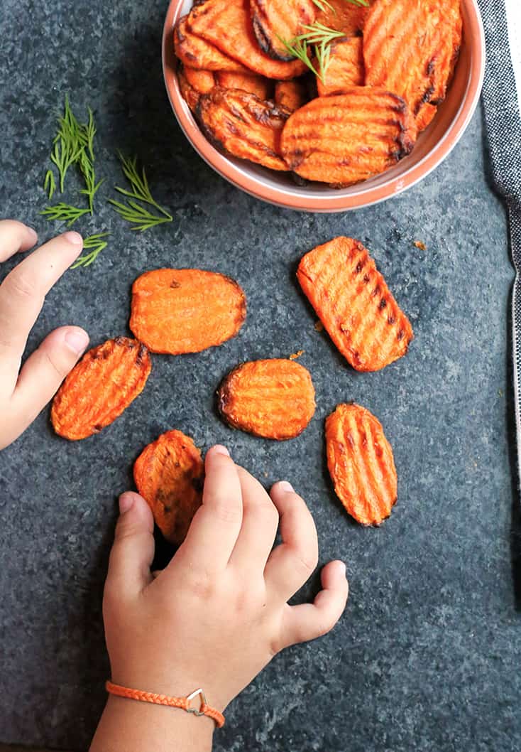 These Paleo Whole30 Air Fryer Carrots are easy, quick, and perfectly cooked. A great side dish that everyone will love. Gluten free, dairy free, and low FODMAP.