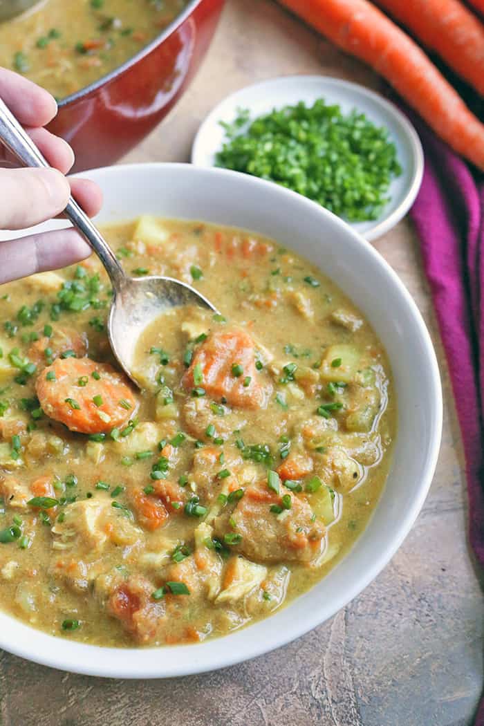 This Paleo Whole30 Chicken Curry Soup is comfort food made healthy! Made in the Instant Pot in just 10 minutes and so flavorful! Gluten free, dairy free, and low FODMAP.