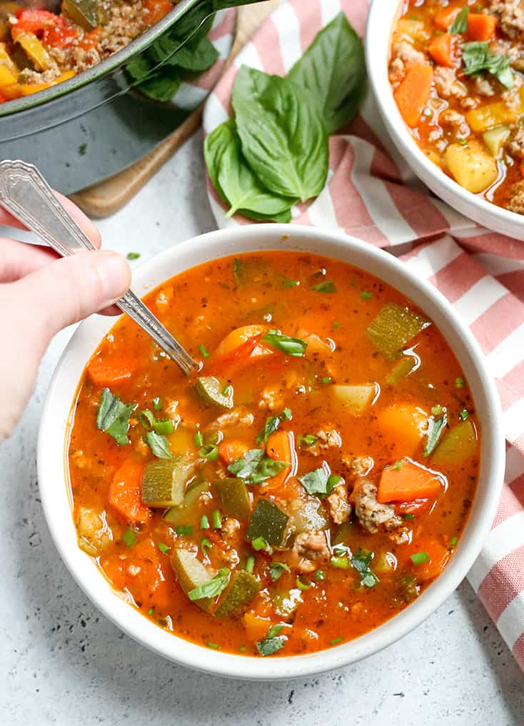 https://www.realfoodwithjessica.com/wp-content/uploads/2019/06/PaleoWhole30SausageSummerVegetableSoup2.jpg