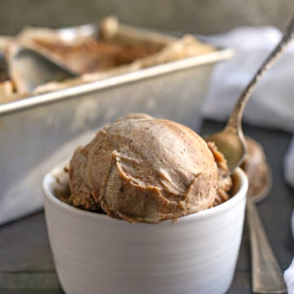 Paleo Vegan Cinnamon Roll Ice Cream