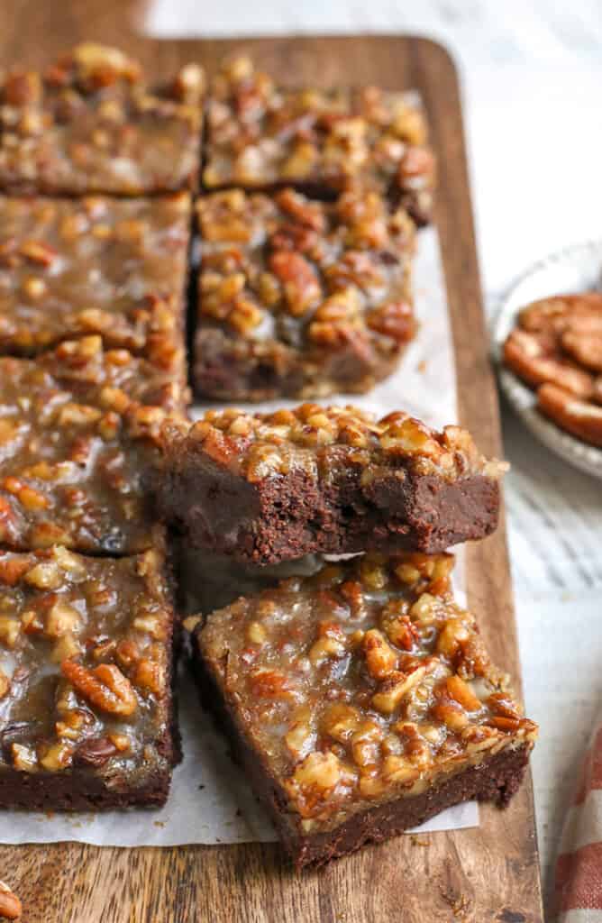 a plate of paleo pecan praline brownies 