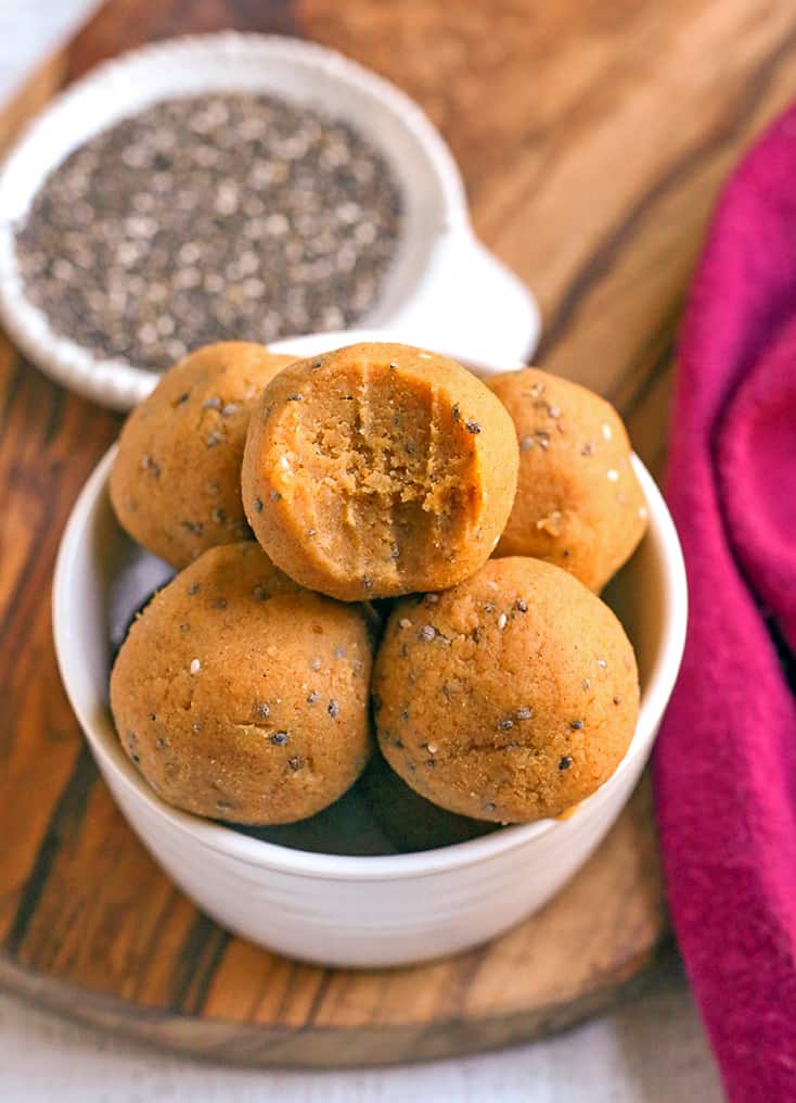 little bowl with vegan paleo pumpkin pie bites