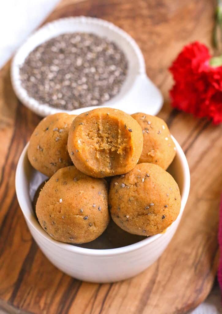 small bowl of pumpkin pie bites