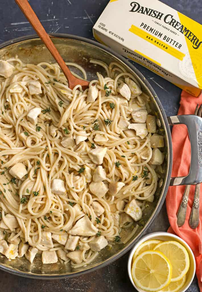 pan of lemon chicken pasta 