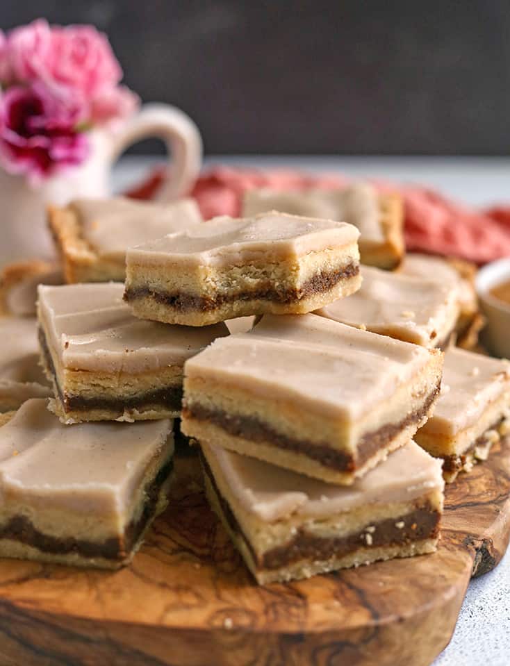 paleo vegan brown sugar pop tart bars stacked, inside layer showing 